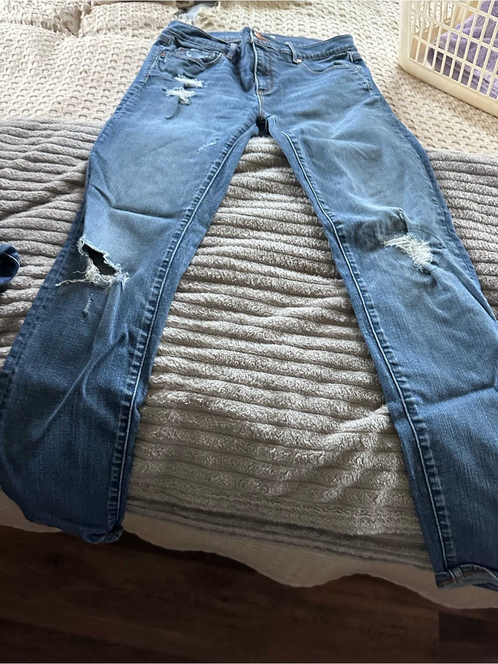 Loft Distressed Women's Jeans - Classic Mid Wash